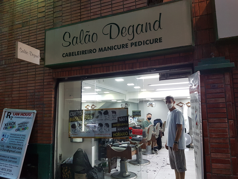 salão na rua 24 horas
