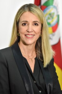 7d87f5a5-af66-4d30-843c-54586d9d4423