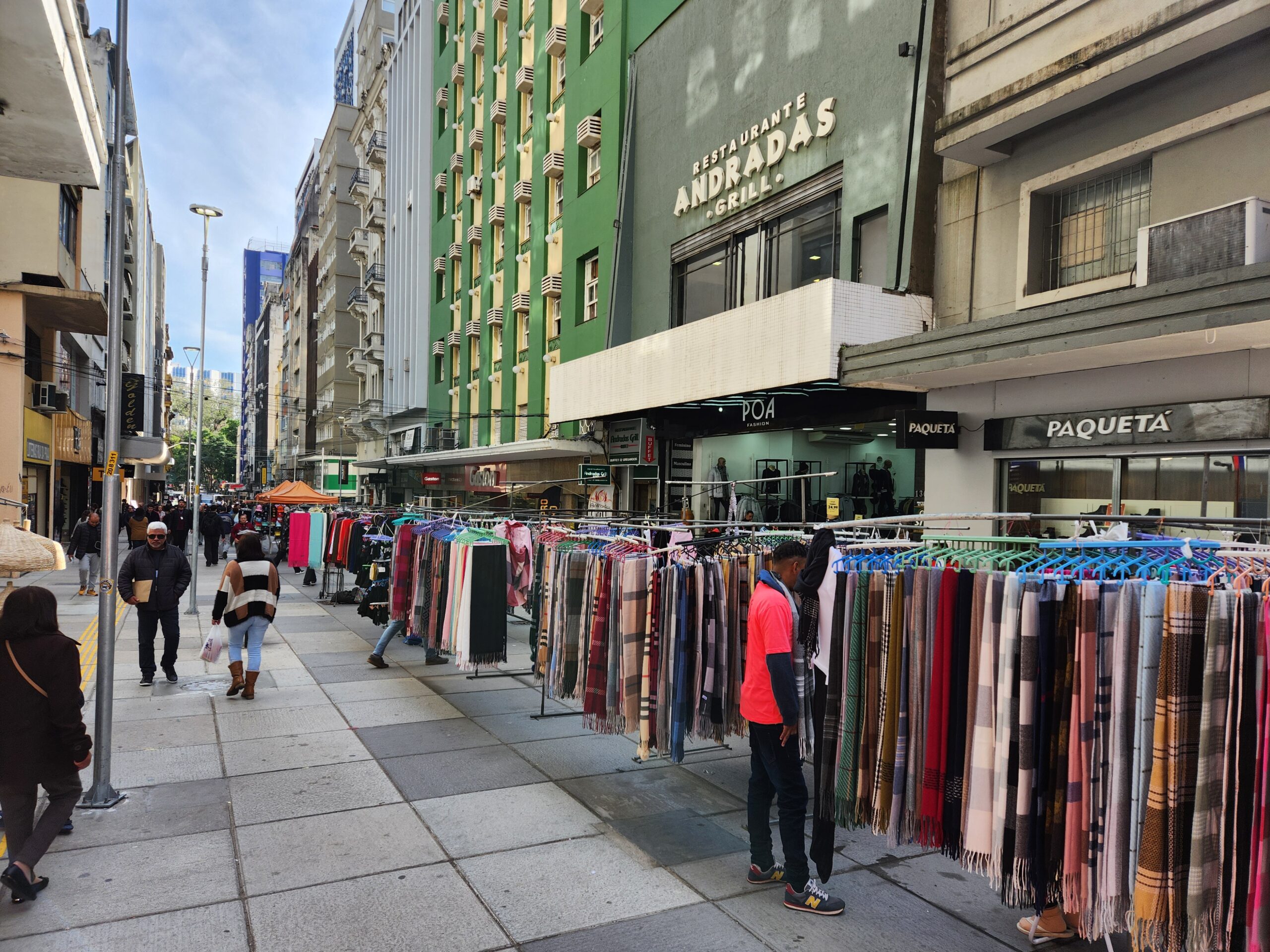 Rua da Praia em Porto Alegre em foto de Fernando Albrecht