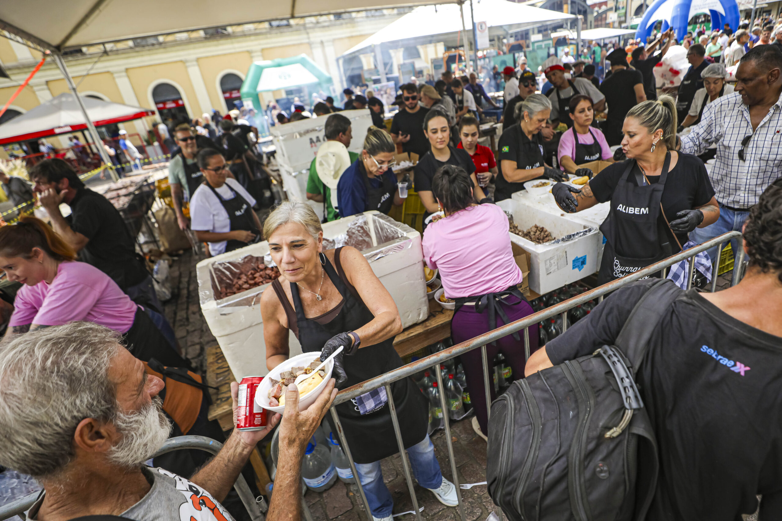 ADMINISTRAÇÃO E PATRIMÔNIO - Assado e Paella Solidária de Ca